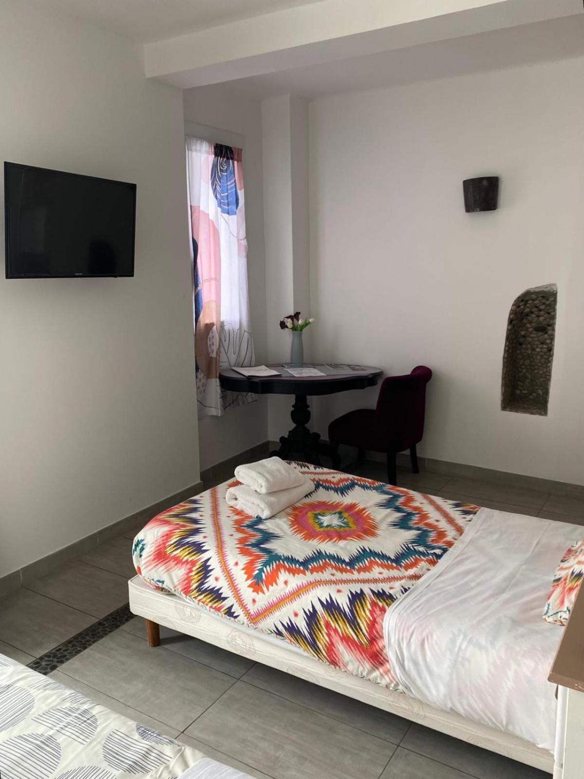 Auberge Les Galets Peyruis المظهر الخارجي الصورة